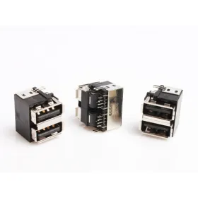 Konektor za laptop USB-014.