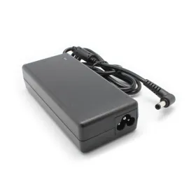 Punjac za laptop Fujitsu 19V 4.22A (5.5*2.5) ugao 90.