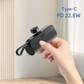 Power bank prenosiva baterija privezak 5000mAh Type C crna.