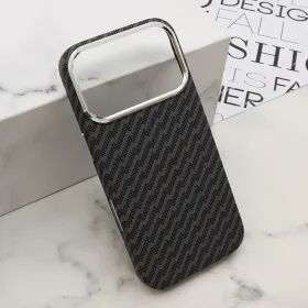 Futrola - maska UrbanMesh MagSafe za iPhone 17 Pro Max (6.9) DZ01 (MS).