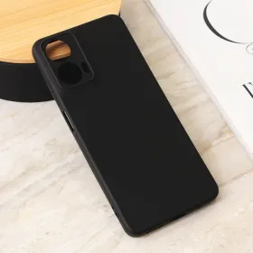 Futrola - maska Teracell Giulietta za Motorola Moto G04 mat crna.
