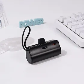 Power bank prenosiva baterija privezak 5000mAh fast lightning crna.