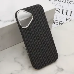 Futrola - maska UrbanMesh MagSafe za iPhone 17 (6.3) (6.1) DZ01 (MS).