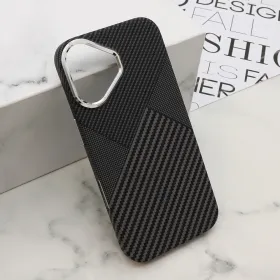 Futrola - maska UrbanMesh MagSafe za iPhone 17 (6.3) (6.1) DZ03 (MS).