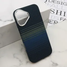 Futrola - maska UrbanMesh MagSafe za iPhone 17 (6.3) (6.1) DZ04 (MS).