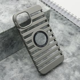 Futrola - maska LINES LOGO CUT za iPhone 13 (6.1) siva (MS).