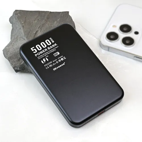 Power bank prenosiva baterija Magsafe Oxpower PD W52 5000mAh crna.