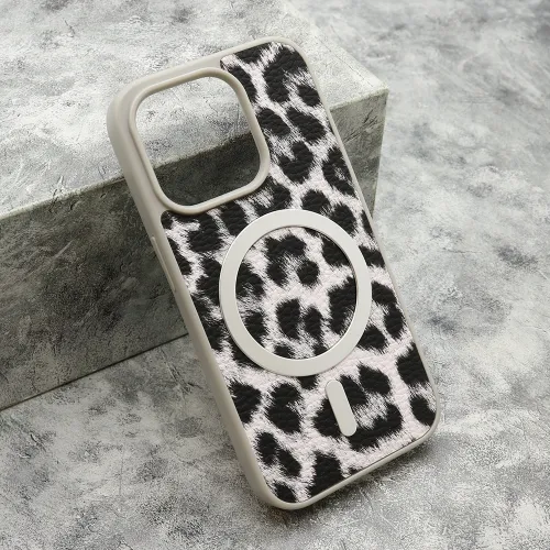 Futrola - maska ROAR STYLE MagSafe za iPhone 15 Pro (6.1) bela (MS).