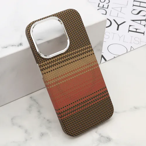 Futrola - maska UrbanMesh MagSafe za iPhone 15 Pro (6.1) DZ05 (MS).