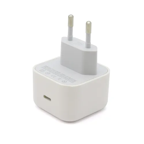 Kuciste punjaca za iPhone 17/AIR/17 Pro/17 Pro Max Type C 40W HQ belo (MS).