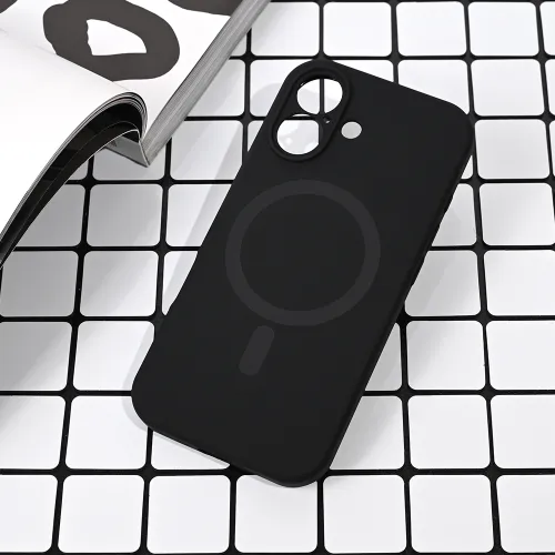 Futrola - maska Magsafe Pure color za iPhone 17 6.3 crna.