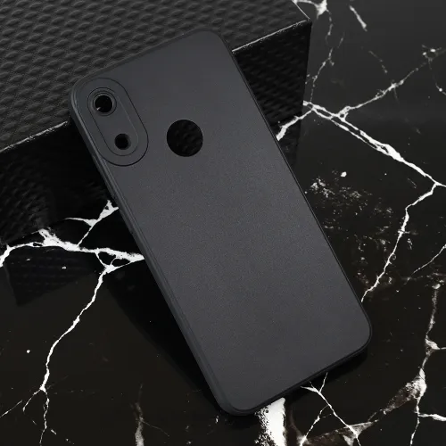 Futrola - maska Teracell Giulietta za Huawei Huawei Y6 (2019)/Honor 8A mat crna.
