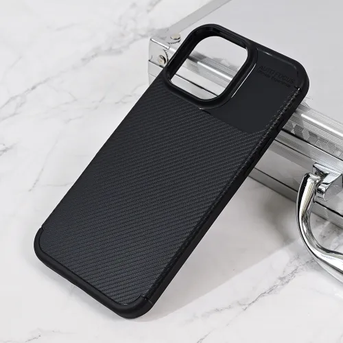 Futrola - maska Defender Carbon za iPhone 16 Pro Max 6.9 crna.