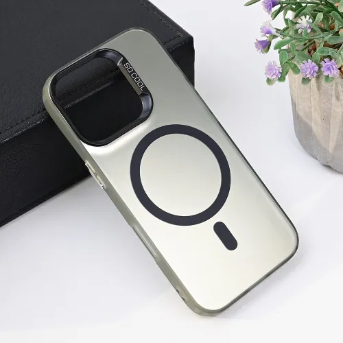 Futrola - maska Magsafe Clear za iPhone 16 Pro 6.3 crna.