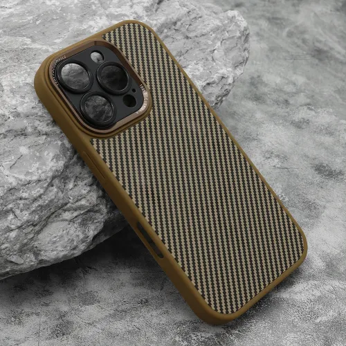 Futrola - maska CARBON MagSafe za iPhone 16 Pro (6.3) zlatna (small camera) (MS).