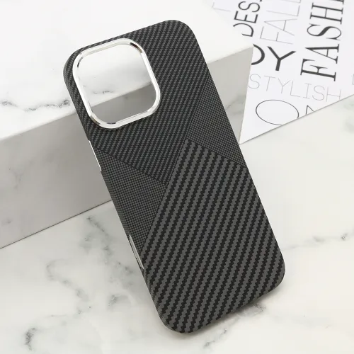 Futrola - maska UrbanMesh MagSafe za iPhone 16 Pro Max (6.9) DZ03 (MS).