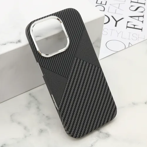 Futrola - maska UrbanMesh MagSafe za iPhone 16 Pro (6.3) DZ03 (MS).