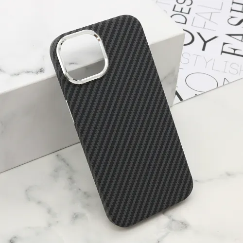 Futrola - maska UrbanMesh MagSafe za iPhone 15 (6.1) DZ02 (MS).