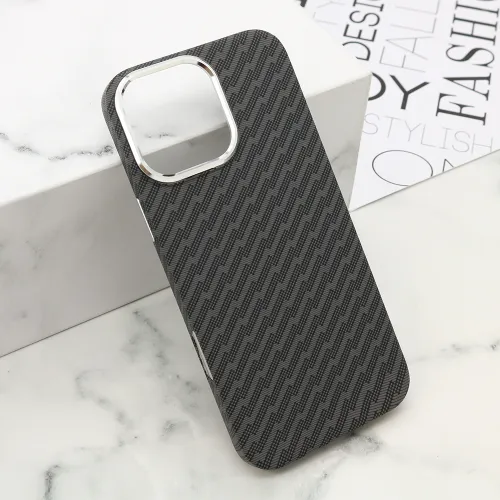 Futrola - maska UrbanMesh MagSafe za iPhone 16 Pro Max (6.9) DZ01 (MS).