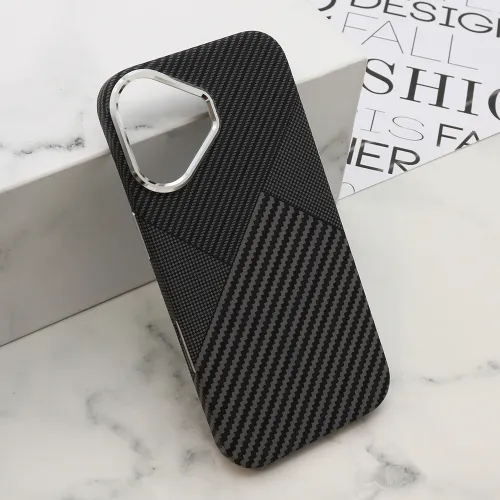 Futrola - maska UrbanMesh MagSafe za iPhone 17 (6.3) (6.1) DZ03 (MS).