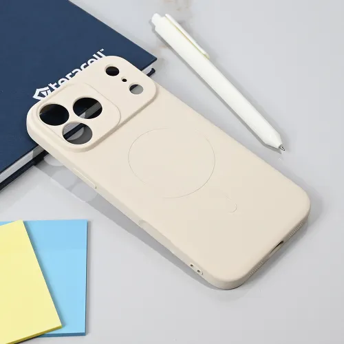 Futrola - maska Teracell Giulietta Magsafe za iPhone 17 Pro Max 6.9 bela.
