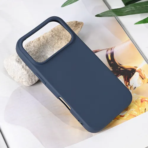 Futrola - maska Teracell Soft Velvet za iPhone 17 Pro 6.3 tamno plava.