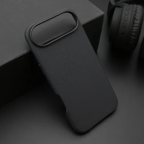 Futrola - maska FROSTED SHIELD MagSafe za iPhone AIR (6.6) crna (MS).