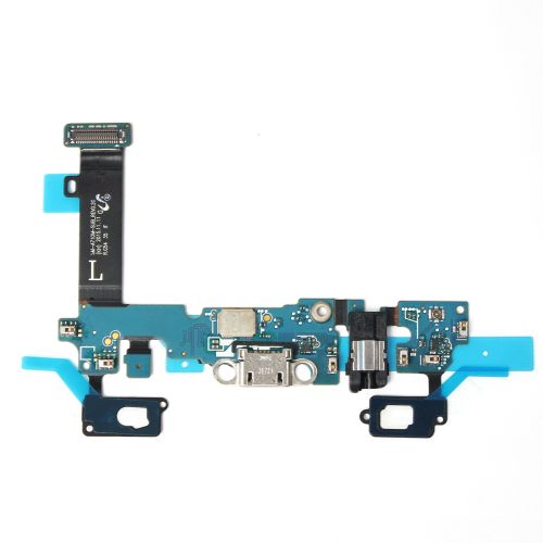 Flet kabl za Samsung A710F/Galaxy A7 2016 za punjenje (plocica sa konektorom).