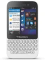 BlackBerry Q5.